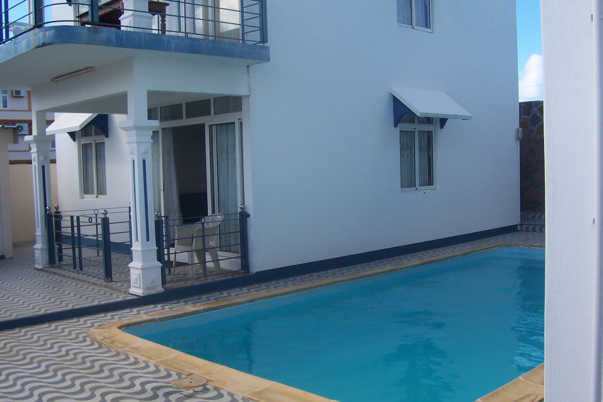 piscine11andbungalows1.jpg